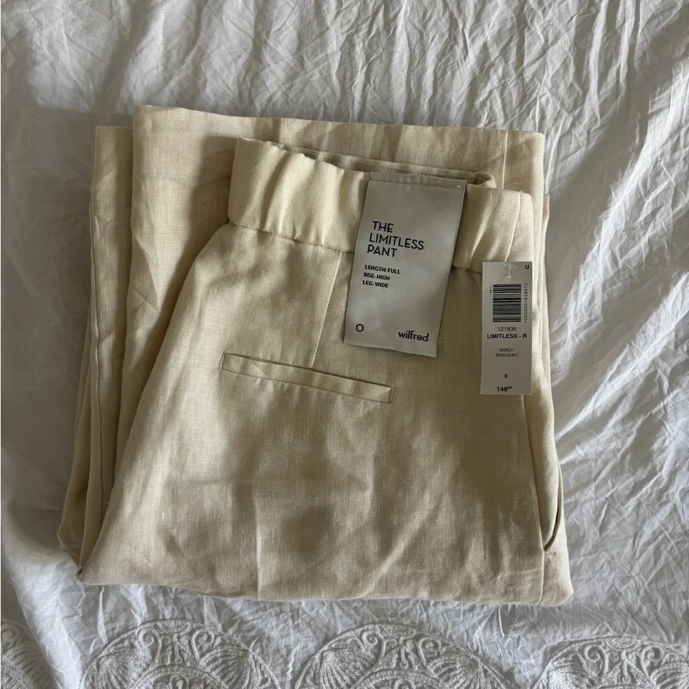 (NWT) Wilfred - Aritzia -The Limitless Pant in Linen - Color: Birch - Picture 10 of 16